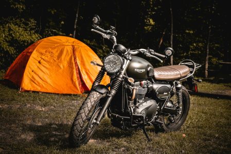 Le guide gourmet de la nourriture en camping moto