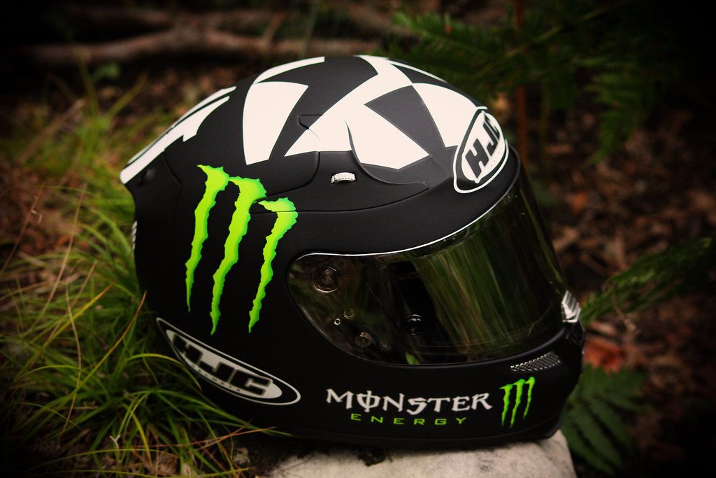 Les meilleurs casques de moto pour le touring